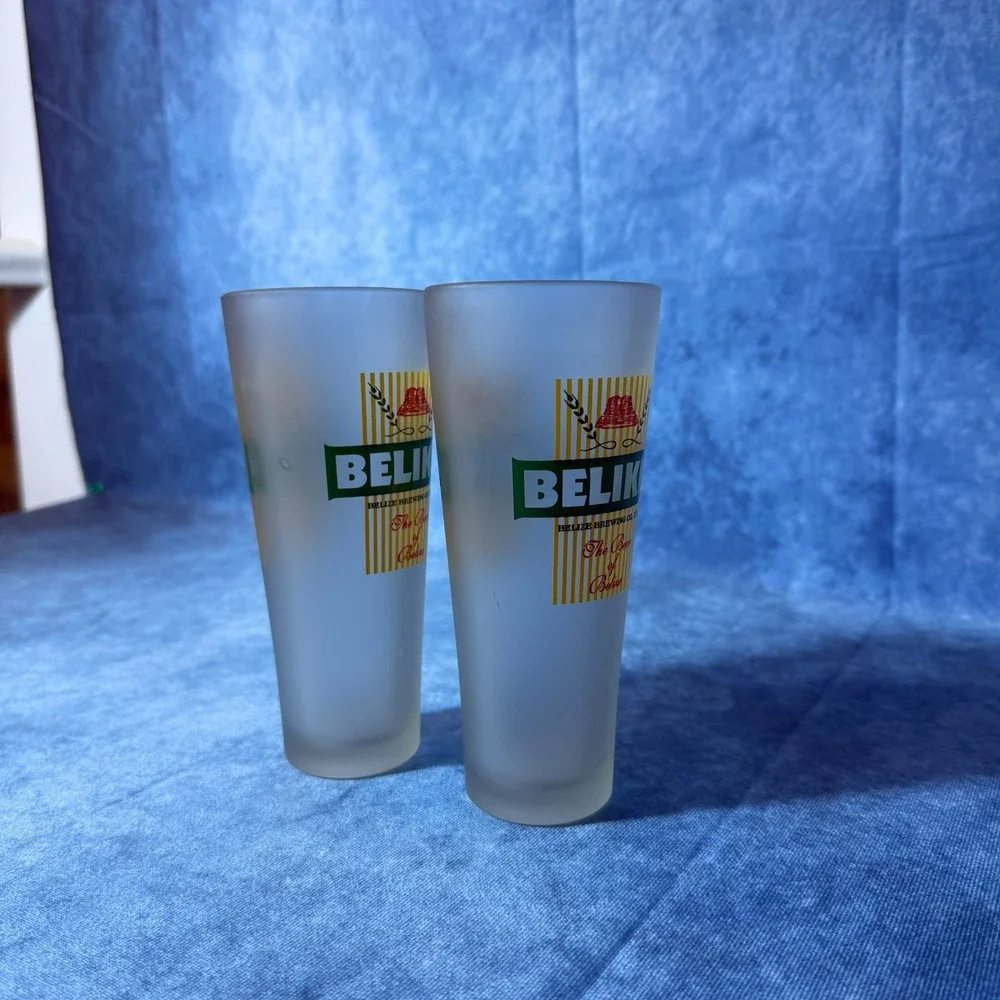 Belikin Beer Frosted Pint Glasses Set of 2 Belize Brewing Bar Pub Glasses 7